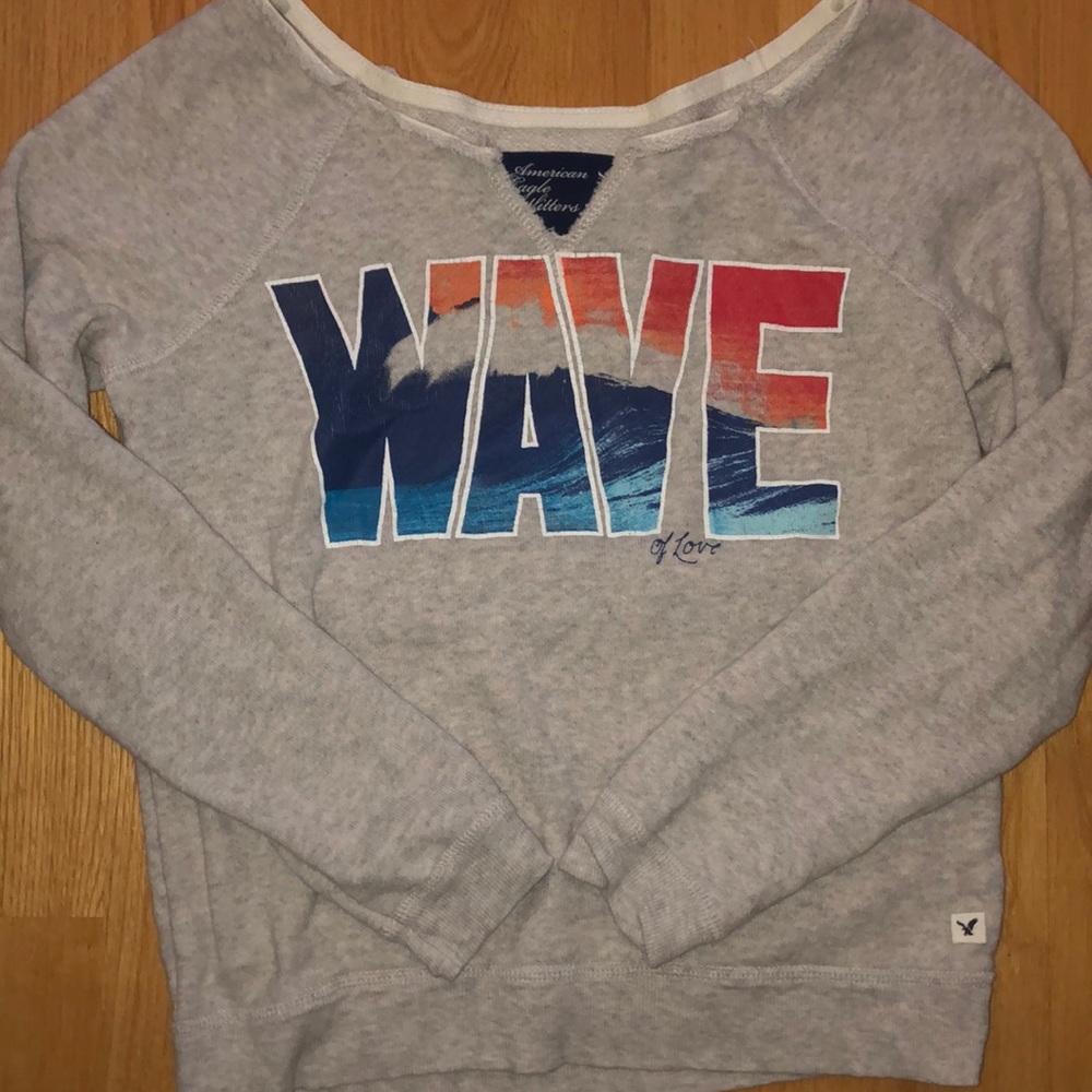 💛 American Eagle WAVE Pullover Size M